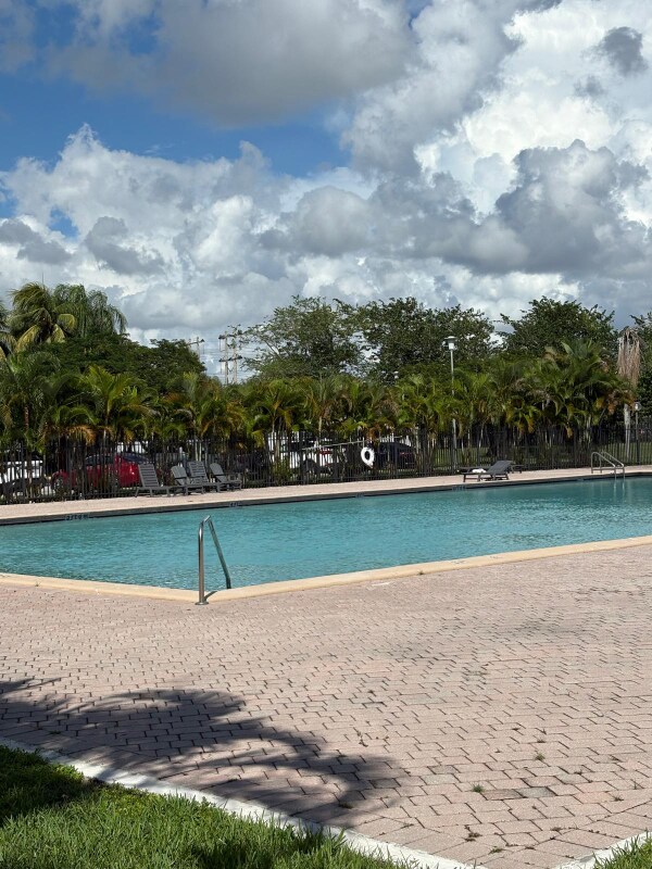 Building Photo - 8400 SW 133rd Avenue Rd