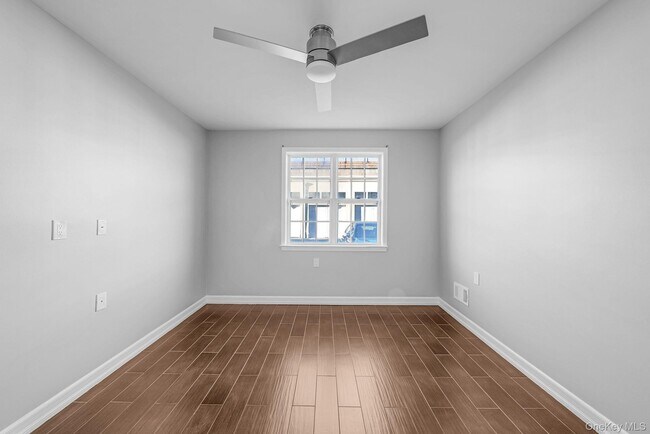 Building Photo - 102-20 Rockaway Beach Blvd