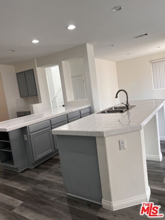 Building Photo - 3406 Club Rancho Dr