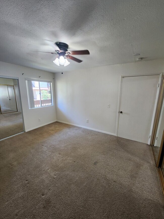 Building Photo - Gorgeous and Comfortable - Dual Master Suites - 2BD/2BA - East Mission Valley