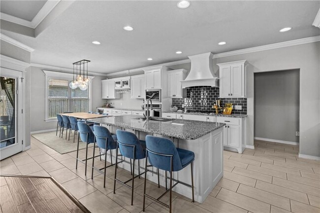 Building Photo - 801 Bellmara Cir