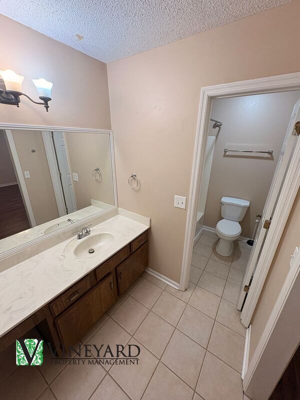 Building Photo - 1065 Sand Wedge Cir