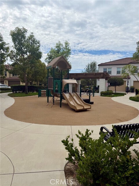 Building Photo - 428 Campestre Ln
