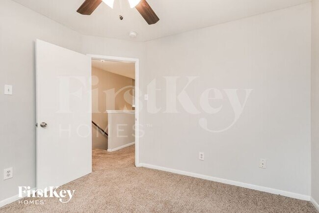 Building Photo - 15613 Martineau St