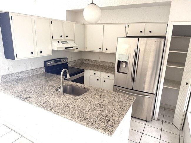 Building Photo - 745 Whitewood Dr