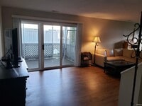 Building Photo - 1204 S College Mall Rd