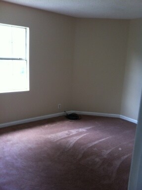 Building Photo - 104 Greenland Ct