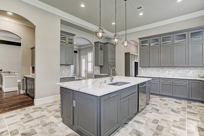 Building Photo - 325 Bunker Hill Rd