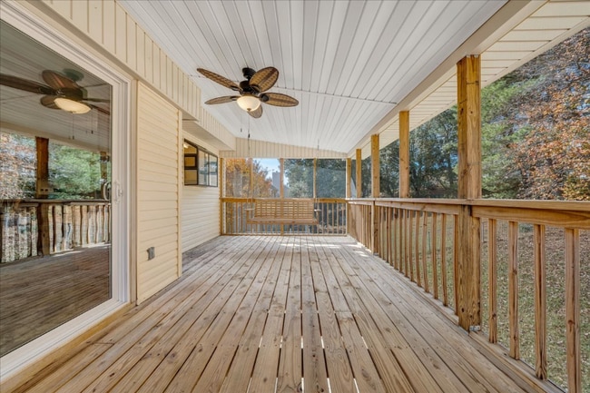 Building Photo - 5184 Orchard Hill Dr