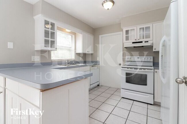 Building Photo - 1007 Park St