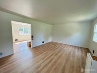 Building Photo - 18 Millstone Rd