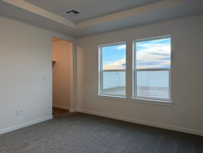 Building Photo - 10113 Longtail Dr