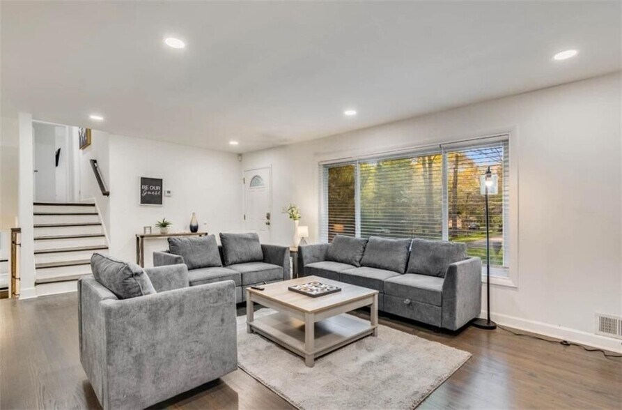 Building Photo - 3490 Turner Heights Dr