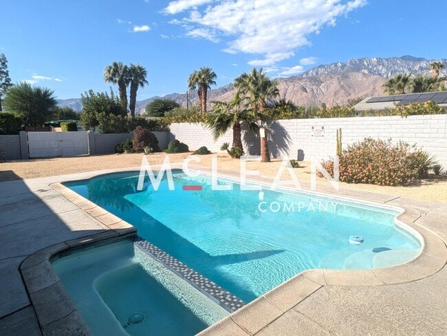 Building Photo - Desirable 3 bedroom home with Pool