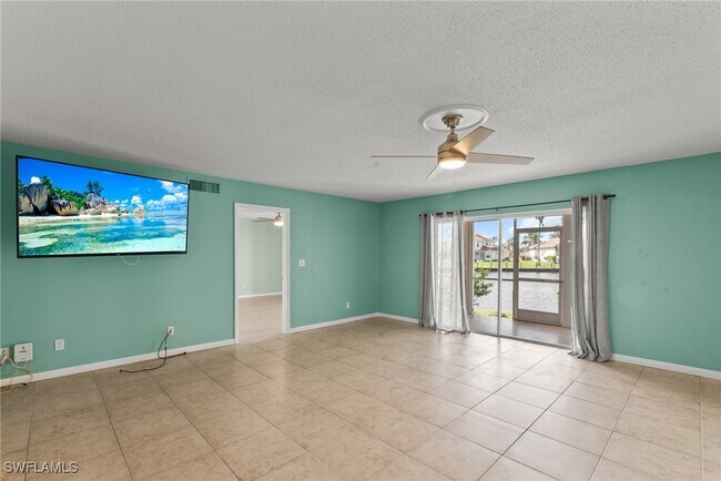 Building Photo - 304 Tudor Dr