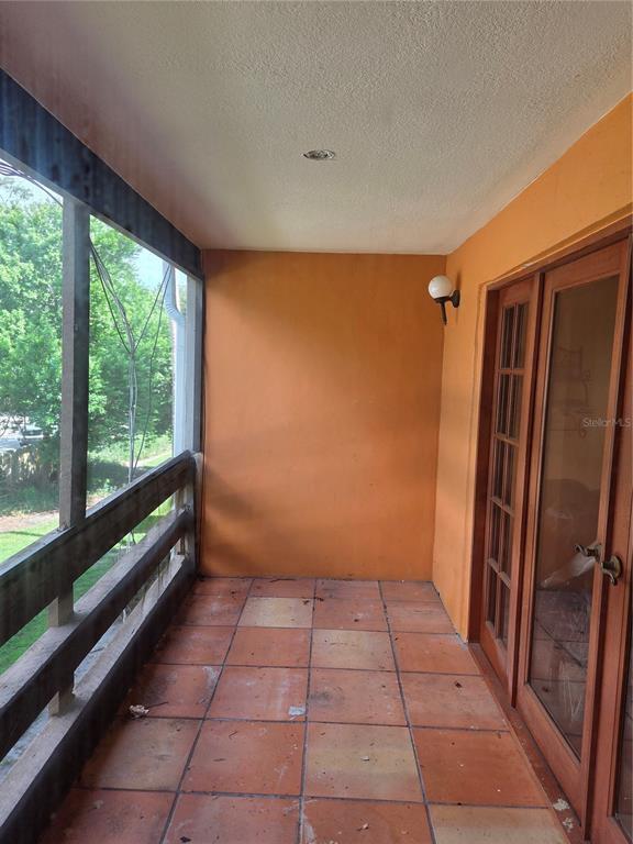 Building Photo - 266 Orienta Point St