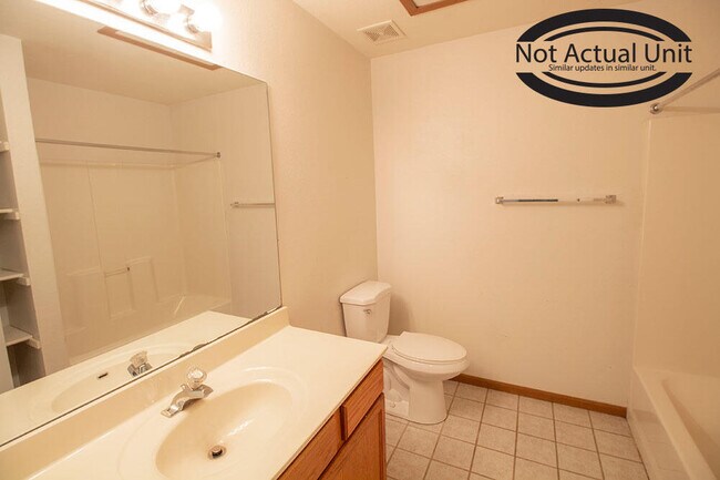 Building Photo - 1505 Native Dancer Ct
