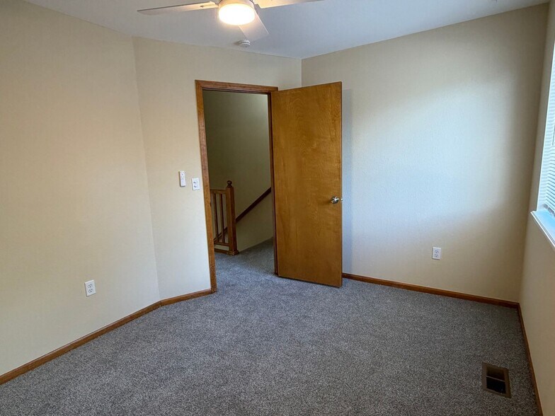 Building Photo - 21585 Hill Gail Way