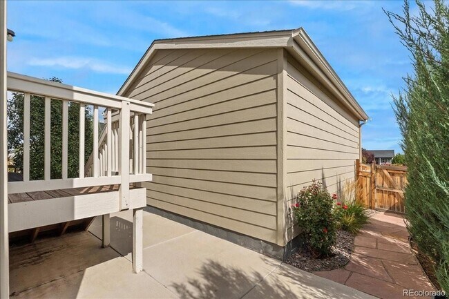 Building Photo - 4827 Mt Shavano St