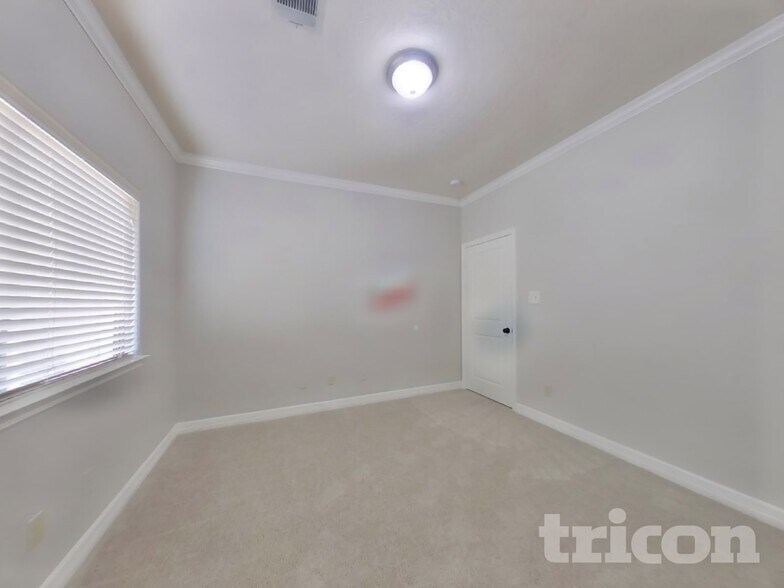 Building Photo - 103 Lullaby Ln