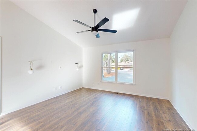 Building Photo - 1245 Monticello Dr