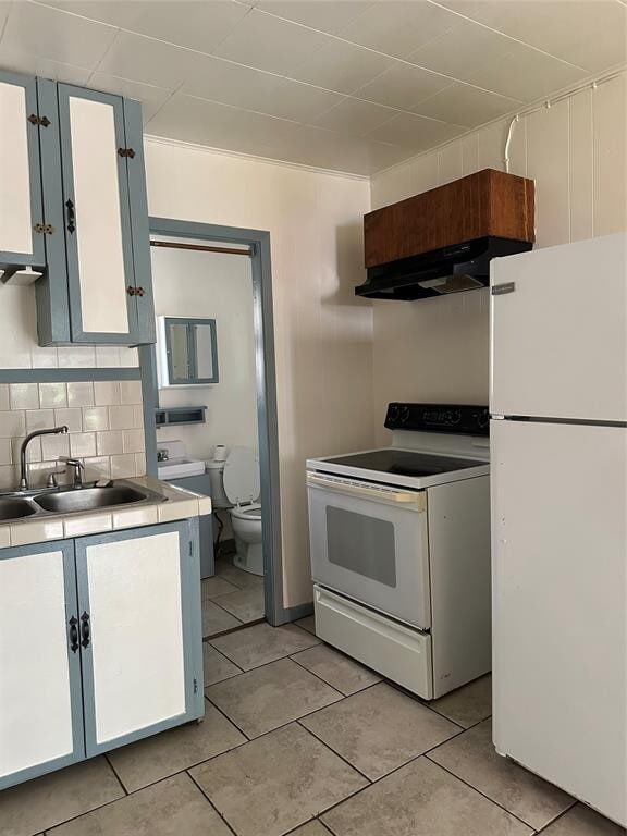 Building Photo - 708 J