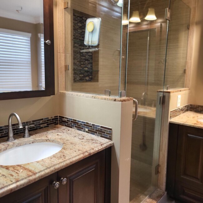 Building Photo - 509 Alejandro Ln