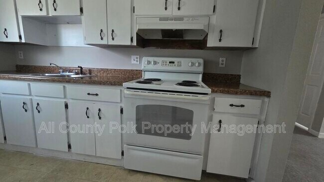 Building Photo - 2936-2938 8 Iron Dr