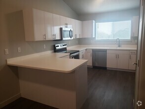 Building Photo - New 2 Bed 1 Bath in Orem!!