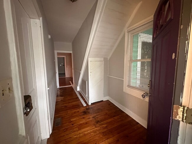 Building Photo - Charming Home in Historic Downtown Wilmington