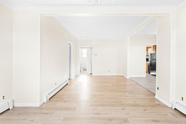 Building Photo - 250 West Ave