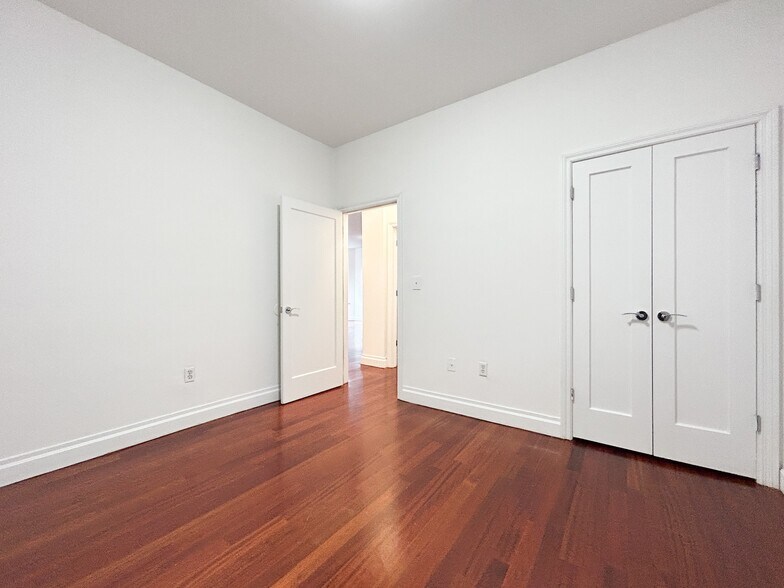 Building Photo - 601 W 137th St