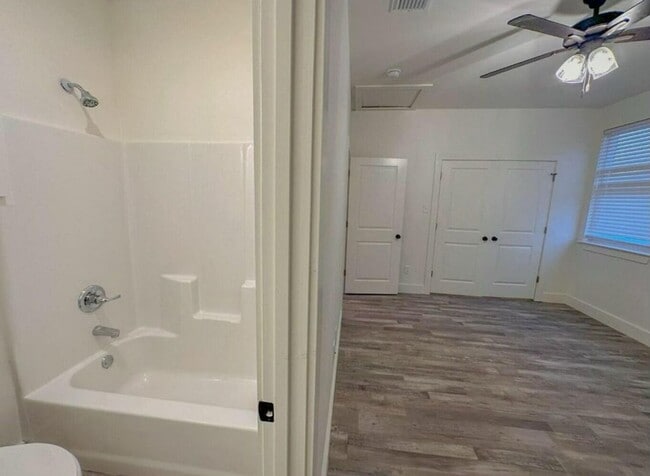 Building Photo - Beautiful Heart of Lubbock Duplex