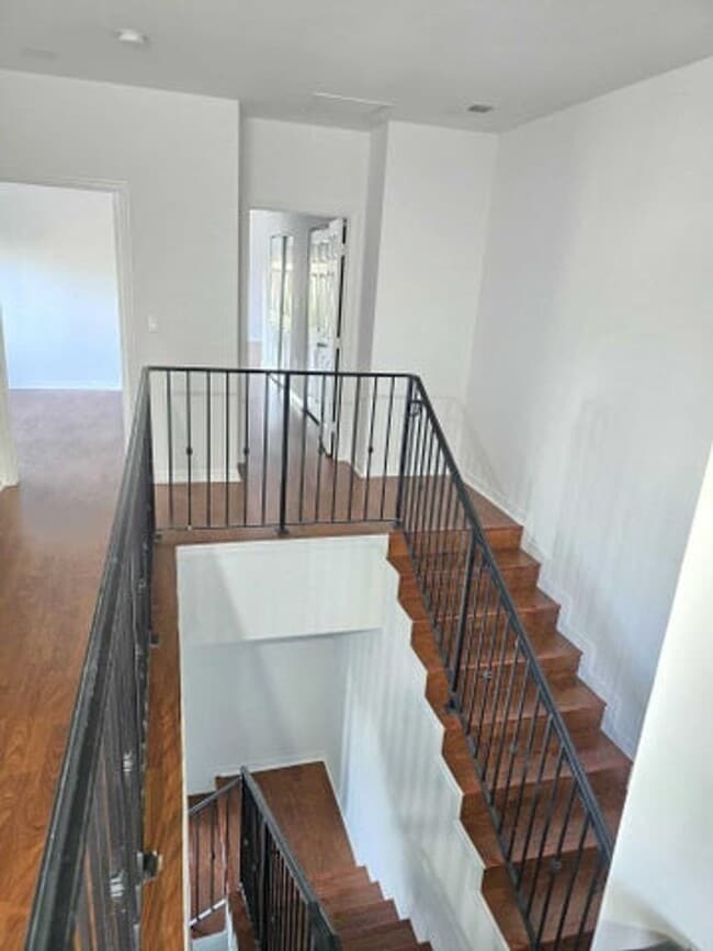 Building Photo - 408 SW 9th St