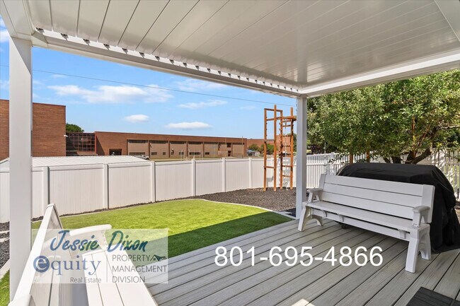 Building Photo - 2355 N 125 W