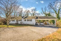 Building Photo - 109 Norris Ln