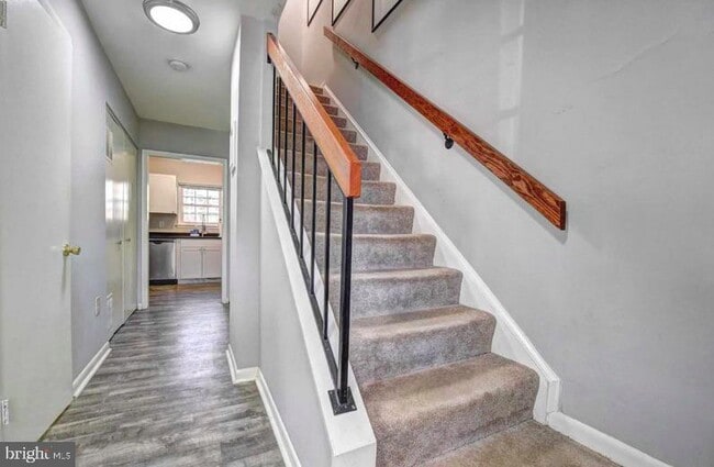 Building Photo - 2226 Gunsmith Square