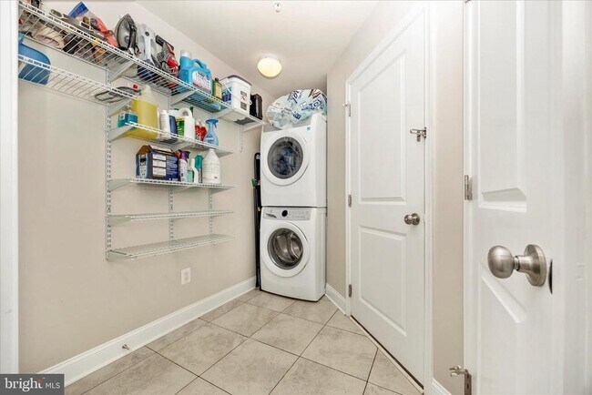 Building Photo - 5018 Judicial Wy