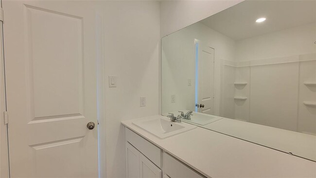 Building Photo - 6330 Geyser Starish Dr