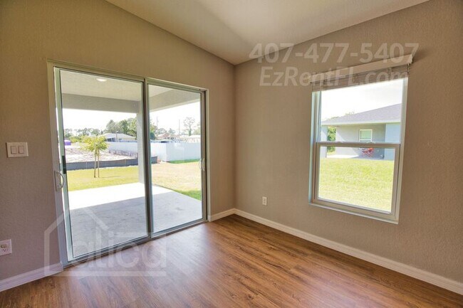 Building Photo - 2803 11th St SW