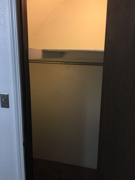 Master BR Closet - 2604 Tremont St