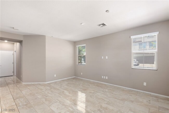 Building Photo - 4 Lomita Heights Dr