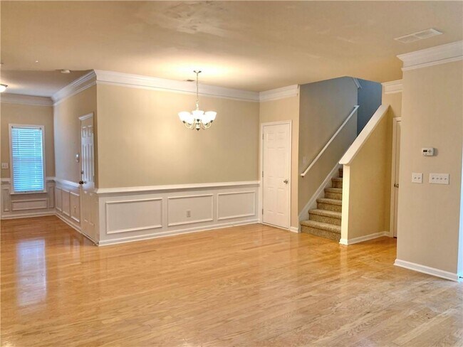 Building Photo - 530 Constellation Overlook SW