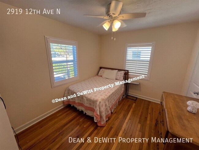 Building Photo - 2919 12th Ave N