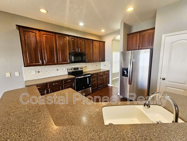 Building Photo - 1824 Mira Lago Cir
