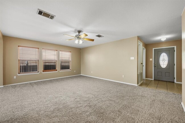 Building Photo - 1103 Deerhound Pl