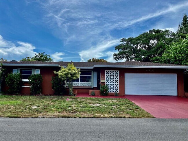 Primary Photo - 6105 NW 73rd Ave