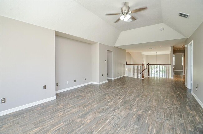 Building Photo - 1407 Kennoway Park Dr