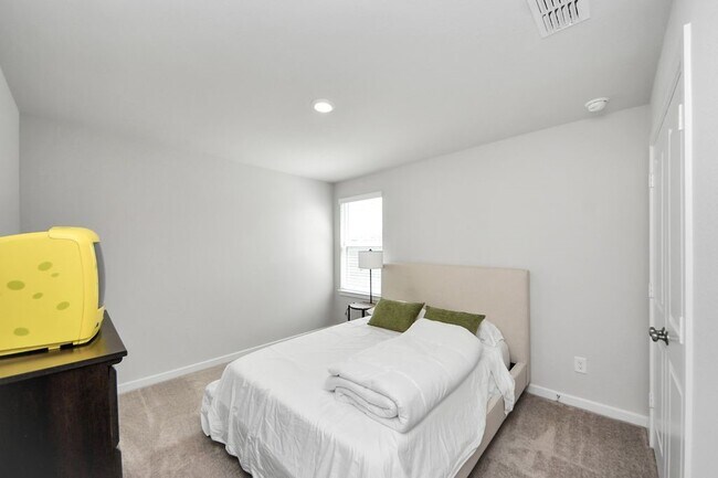 Building Photo - 21638 Laggan Clf Ln