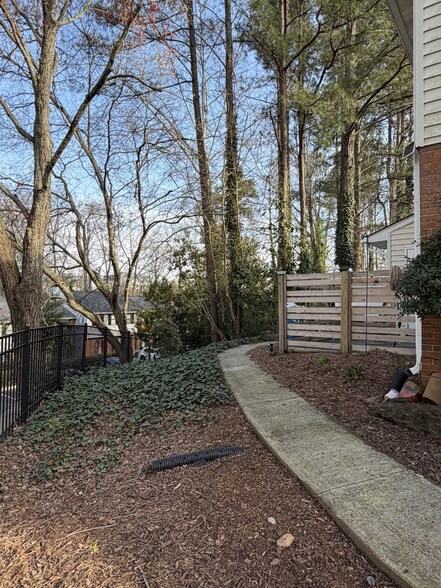 Building Photo - 3155 Cape Cir